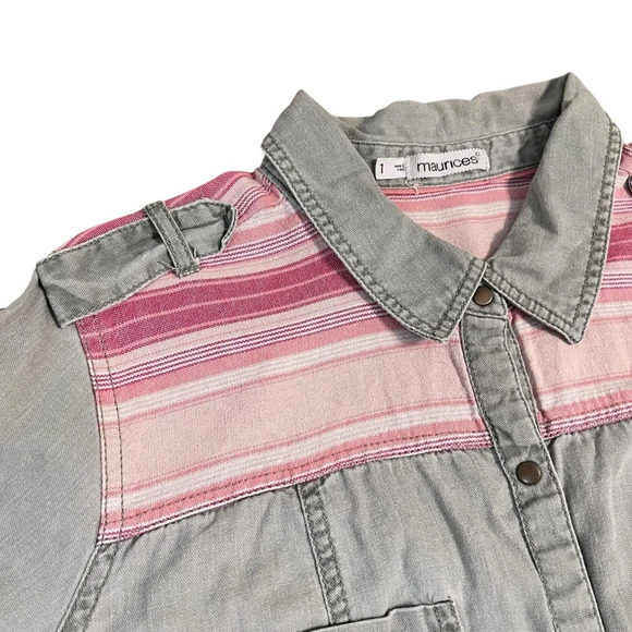 Maurice’s Button Down Southwest Metal Accent Shirt - Picture 2 of 6